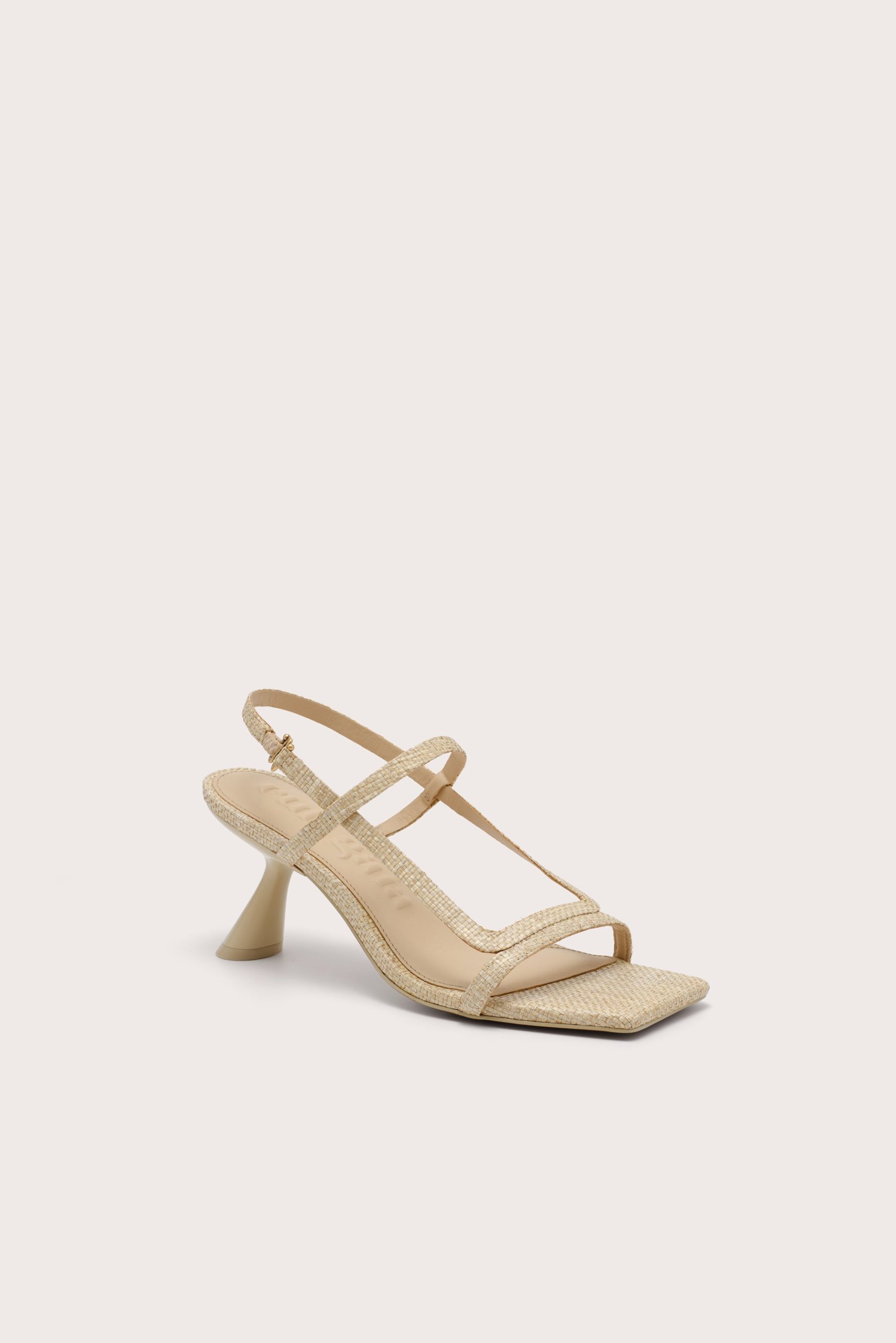 052125_CULTGAIA_REINA_SANDAL_NATURAL_Angle-scaled