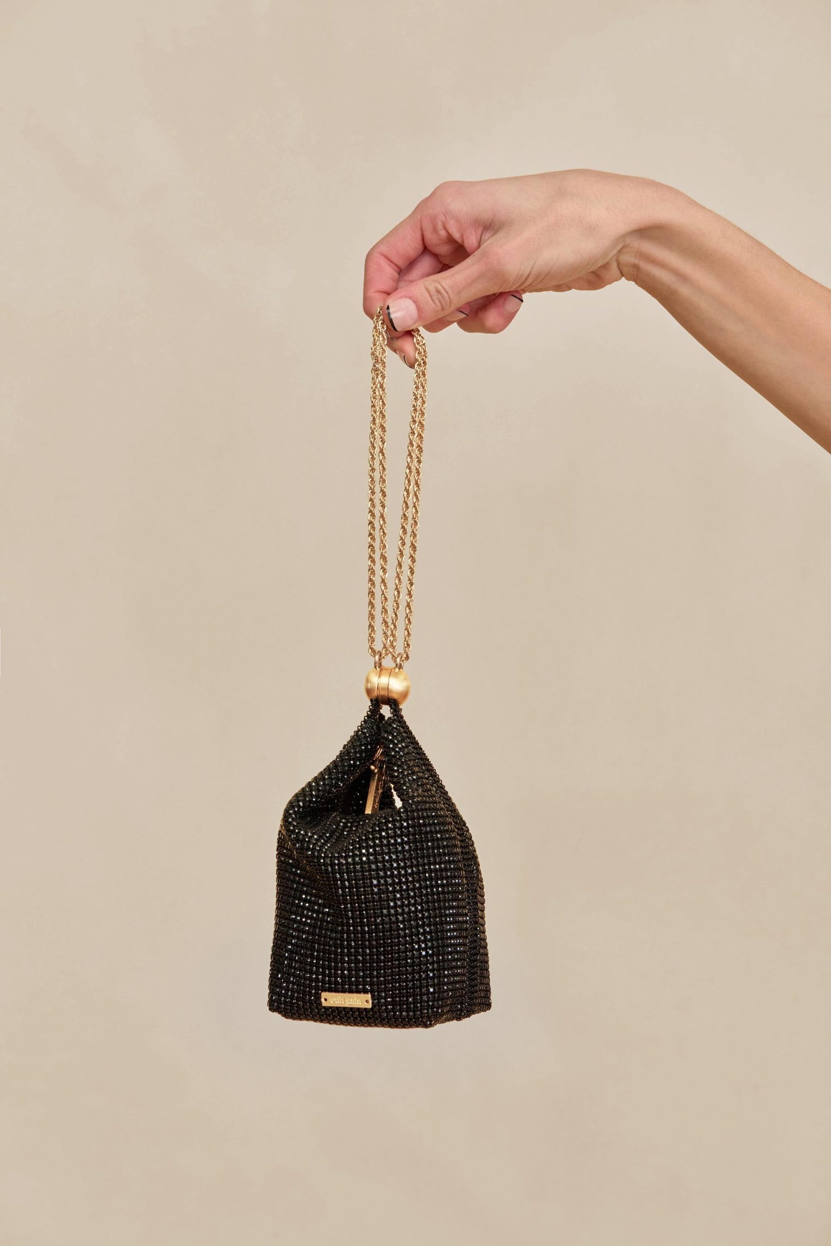250127_DR_CG_SP25_RESHOOT_HANDBAGS_0021copy-scaled