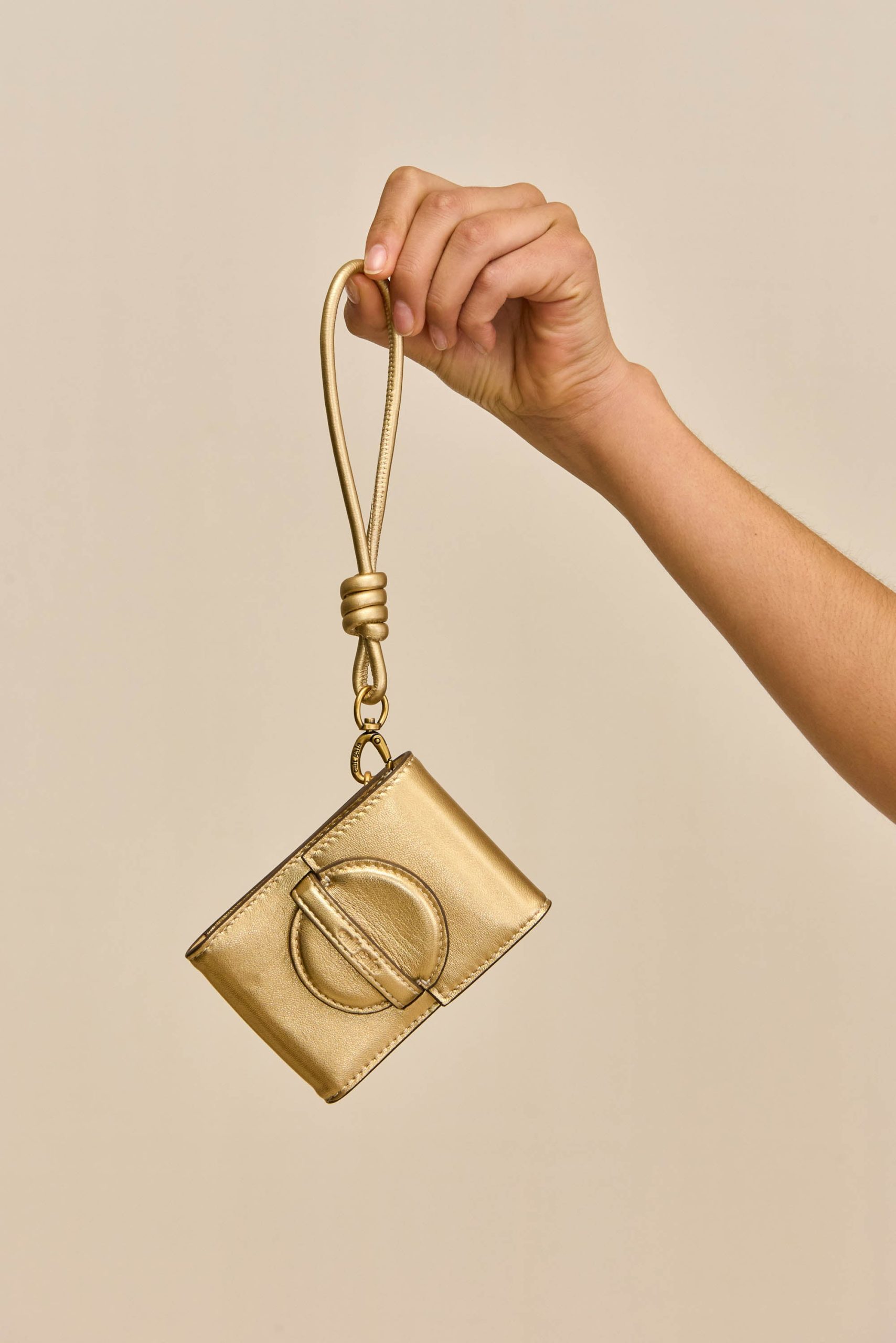 250825_DR_CG_SP26_HS26_86_HANDBAGS_0366_WEBBED-scaled
