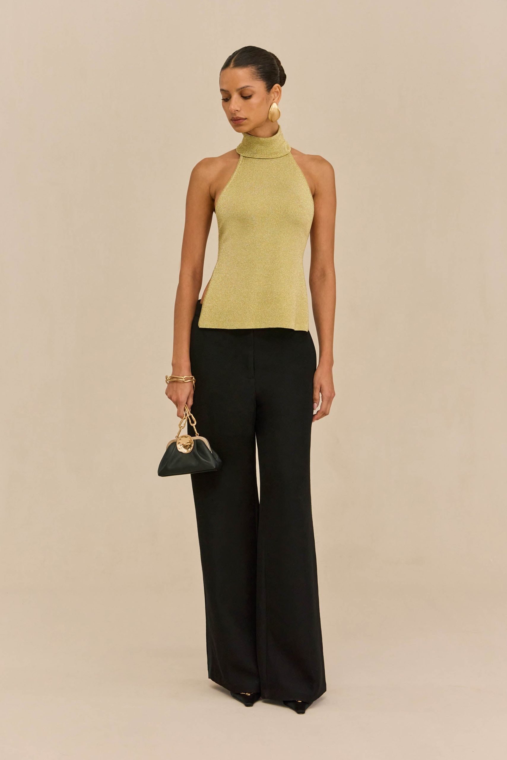 251110_DR_CULT_GAIA_R26_RESHOOTS_45_WAKE_TOP_GOLD_KALU_PANT_BLK_0006_WEBBED-scaled