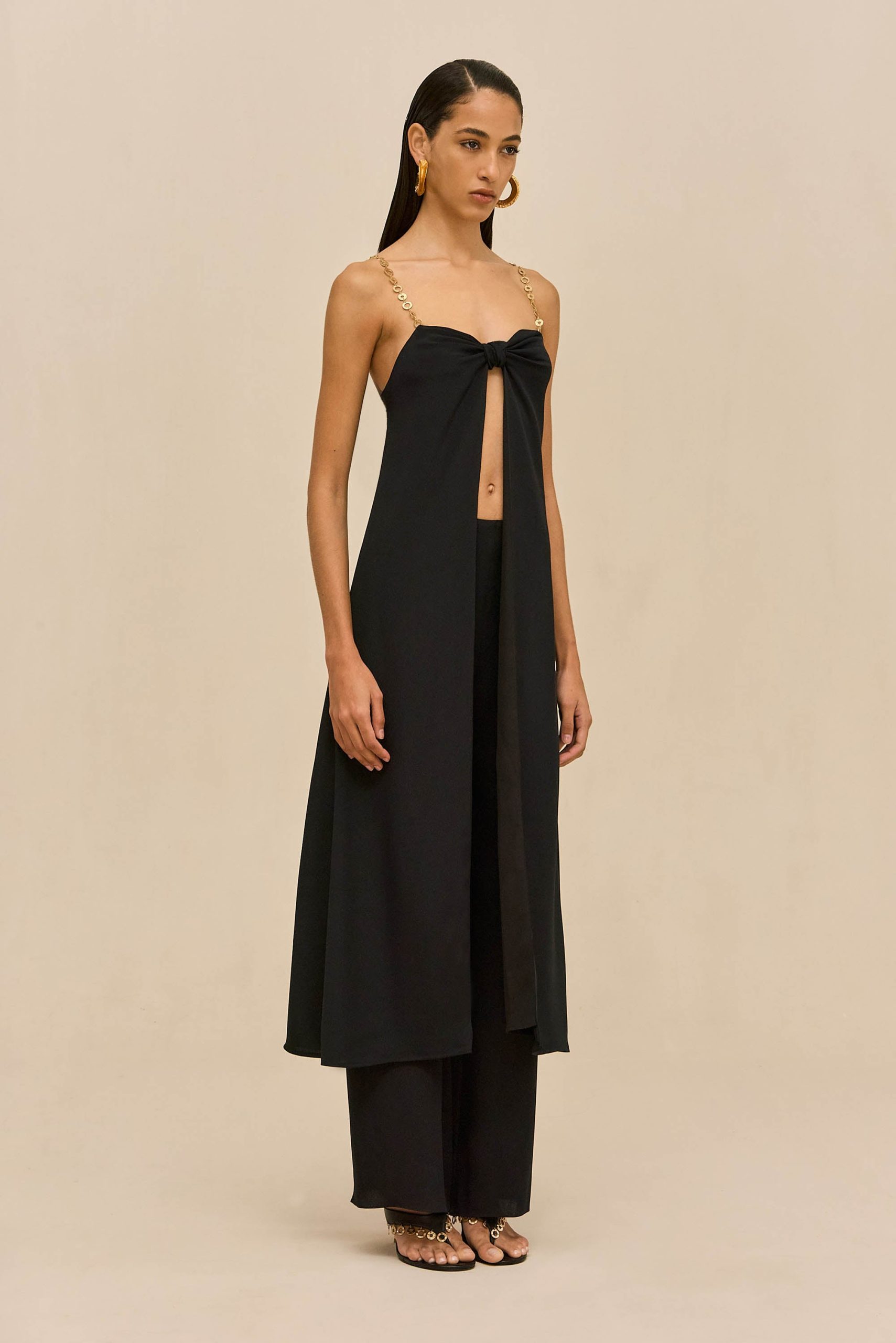 251117_DR_CG_PF26_LB_03_RIXIE_TOP_SARA_PANT_BLK_0025_WEBBED-scaled