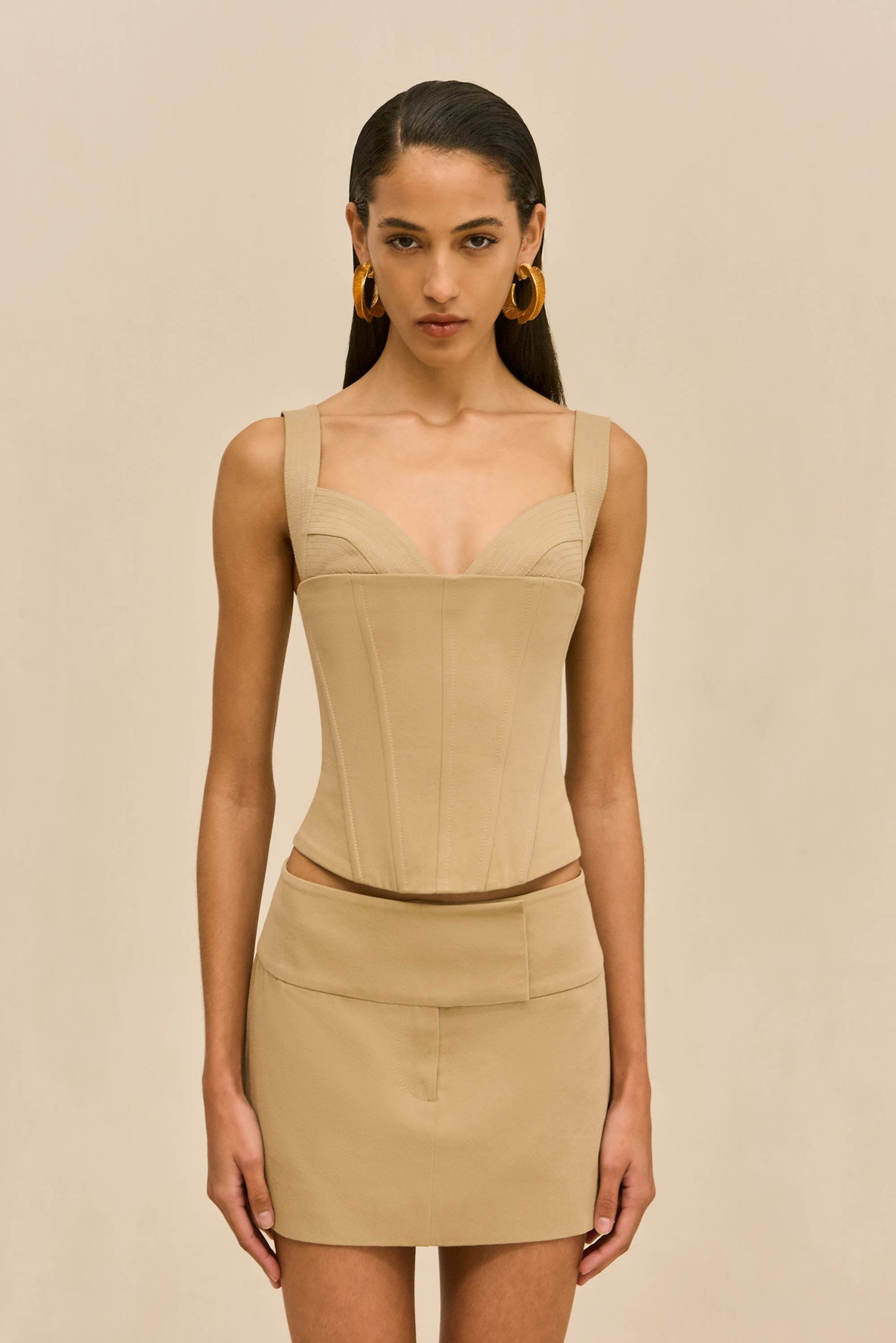251117_DR_CG_PF26_LB_74_OREN_TOP_GEEMA_SKIRT_MISO_0042_WEBBED-scaled