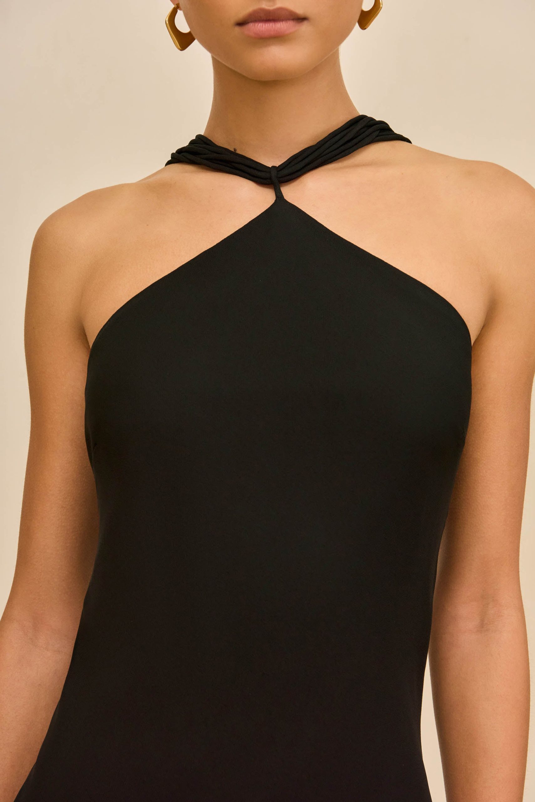 260121_DR_CG_SP_HS26_RESHT_96_ALEX_DRESS_BLK_0028_WEBBED-scaled