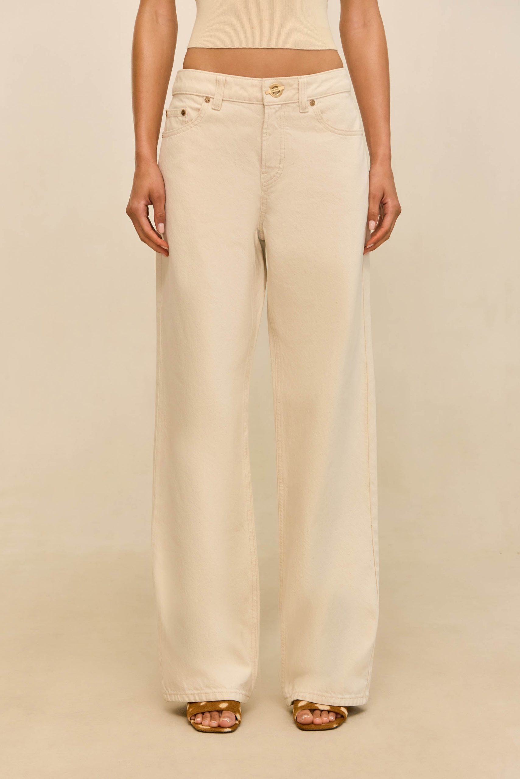 260421_DR_CG_ECOM_RSHTS_02_CRAWFORD_KNIT_TOP_BEACH_0008_WEBBED-scaled