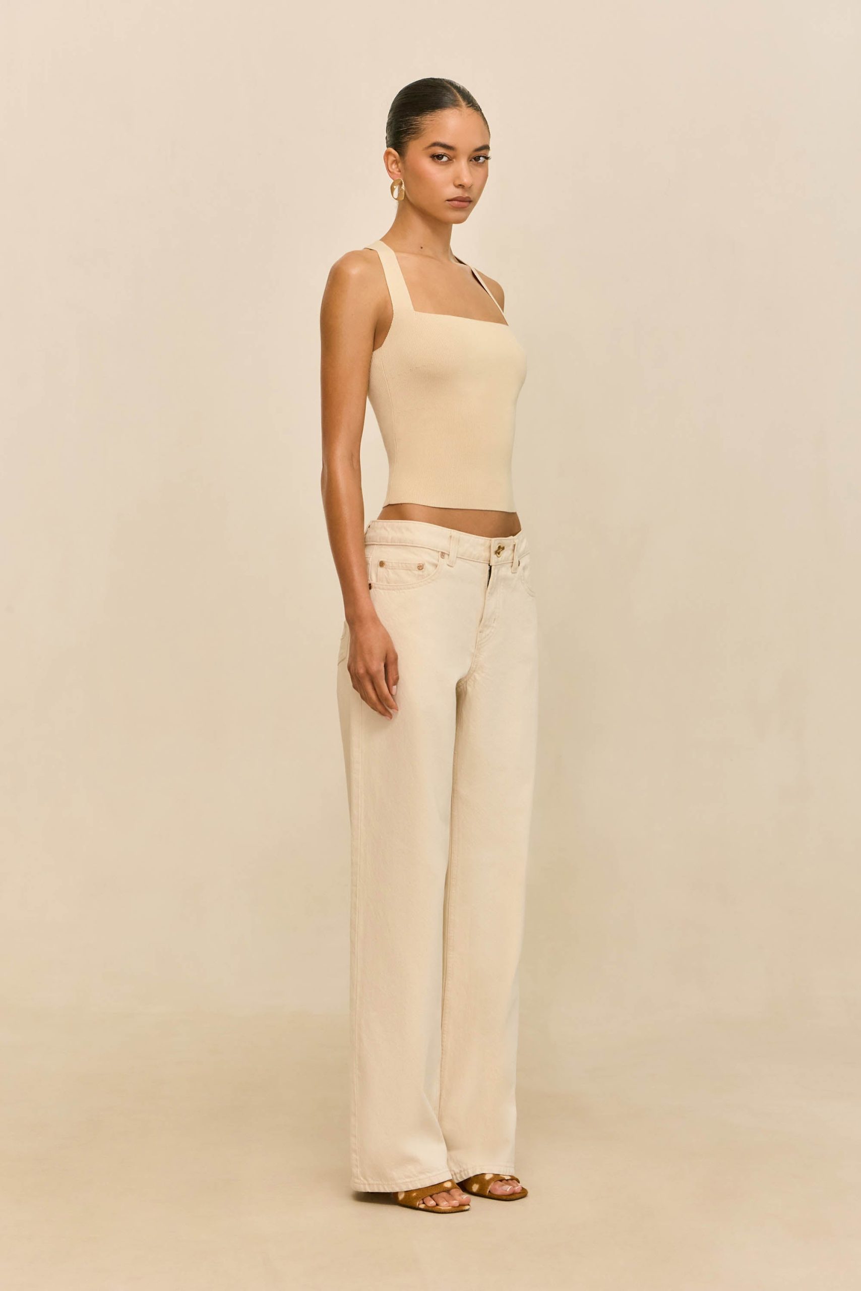 260421_DR_CG_ECOM_RSHTS_02_CRAWFORD_KNIT_TOP_BEACH_0022_WEBBED_1-scaled