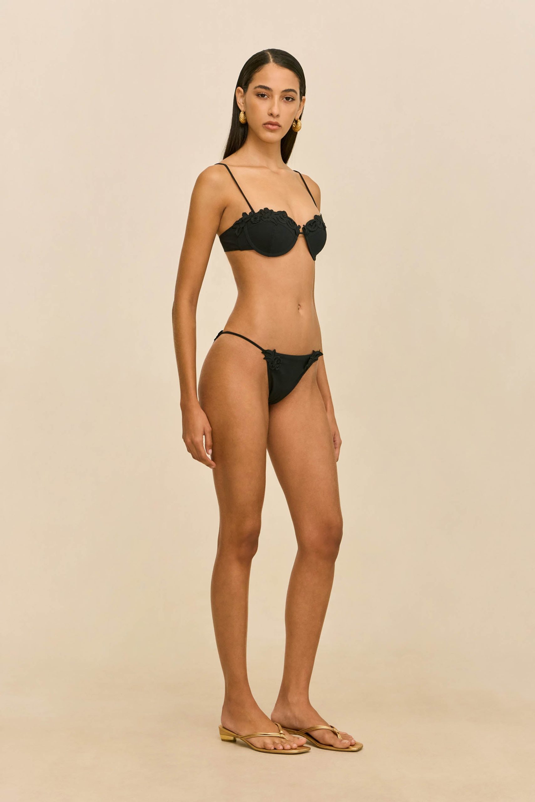 260421_DR_CG_ECOM_RSHTS_17_GRETA_BIKINI_BLK_0024_WEBBED-scaled