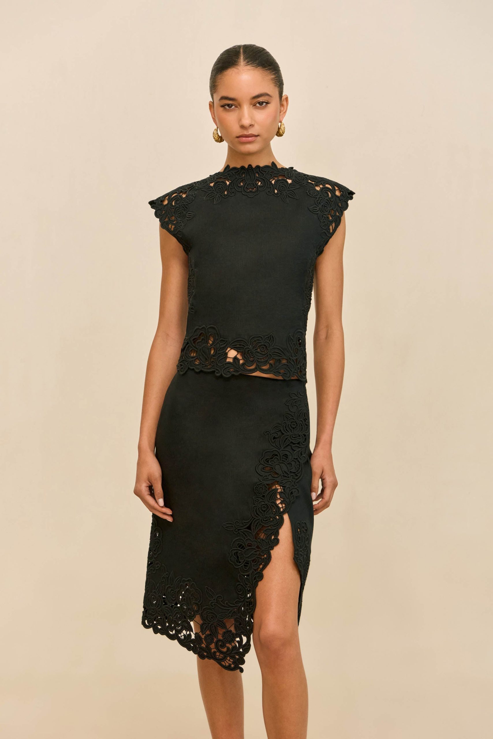 260421_DR_CG_ECOM_RSHTS_24_DESTRY_TOP_SHAYA_SKIRT_BLK_0015_WEBBED-scaled