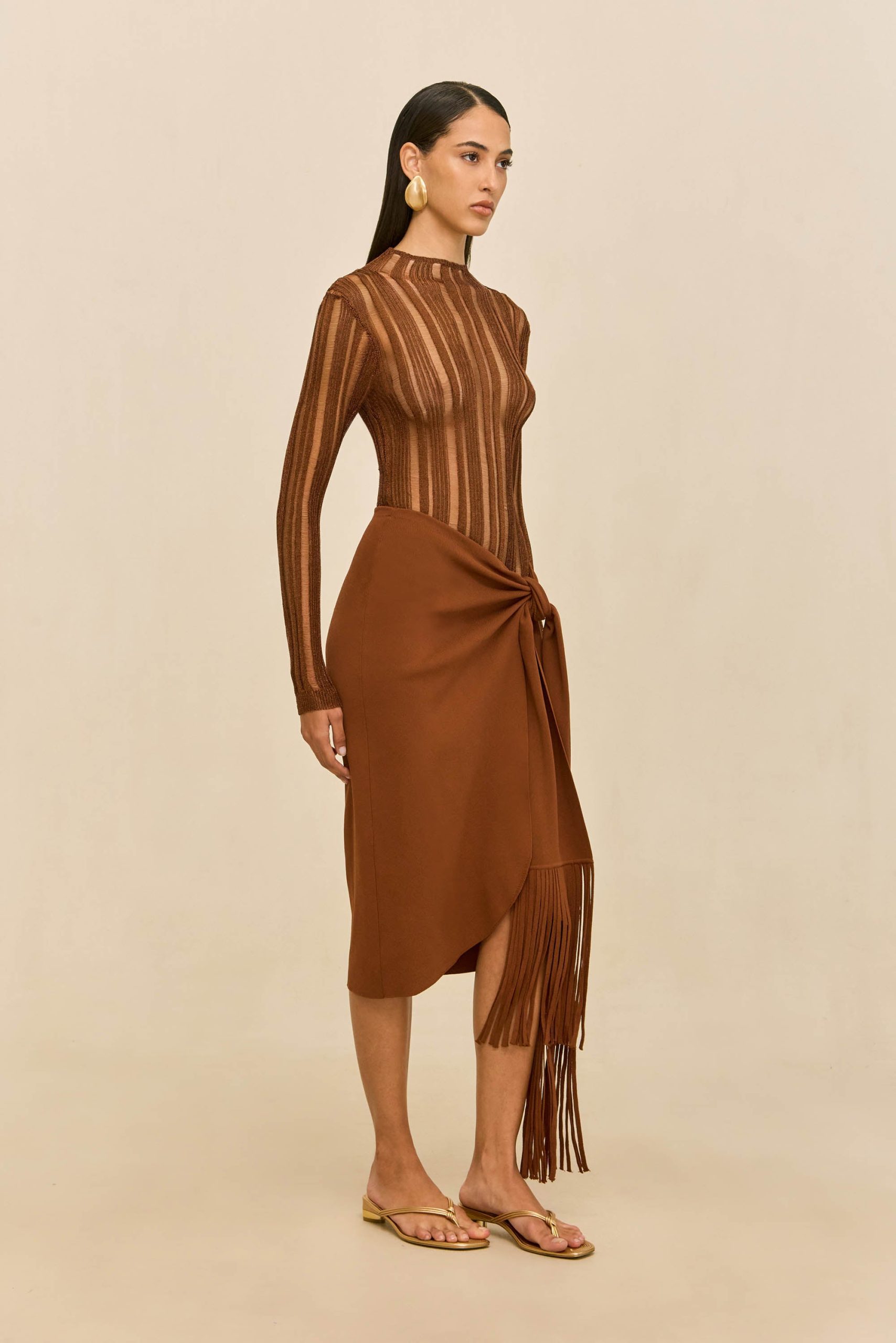260421_DR_CG_ECOM_RSHTS_66_KYLA_KNIT_TOP_BRN_0027_WEBBED-scaled