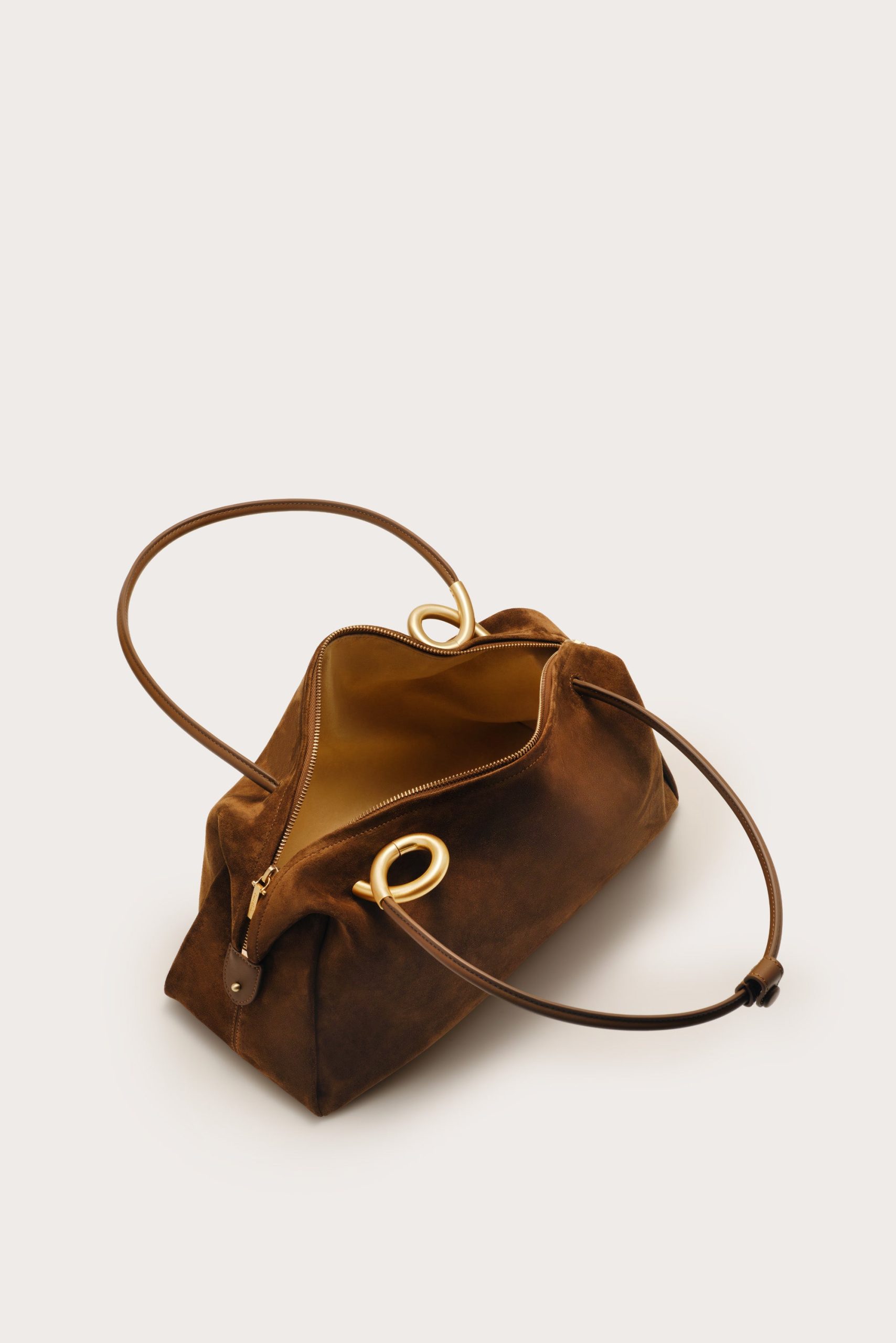 AZARIAHSATCHEL_RC_260420_CultGaia_Product-PF2619165_WEBBED-scaled