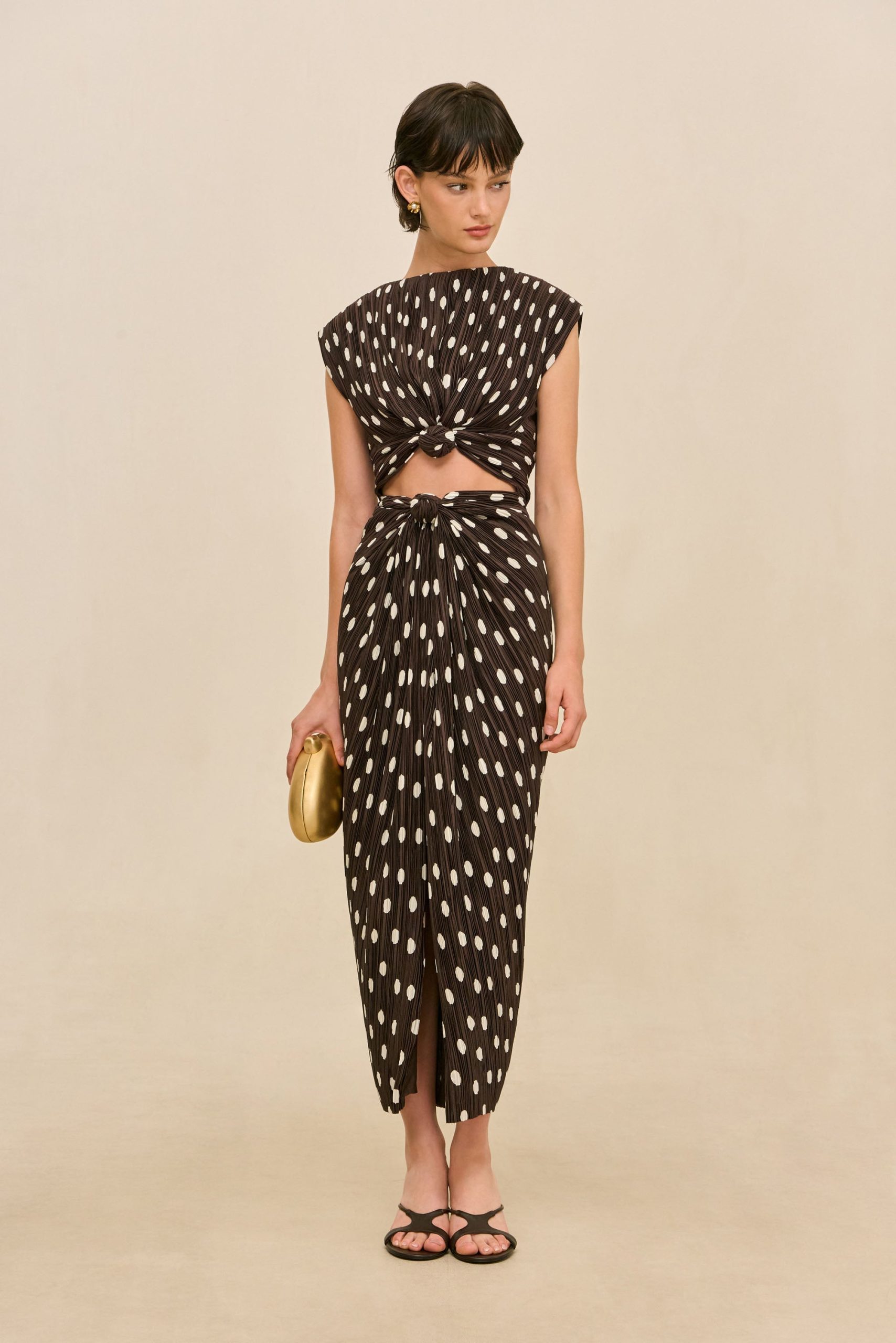 PF26_260519_DR_CG_PF26_ECOM_111_AIRA_DRESS_LUWAK_POLKA_DOT_0005-scaled