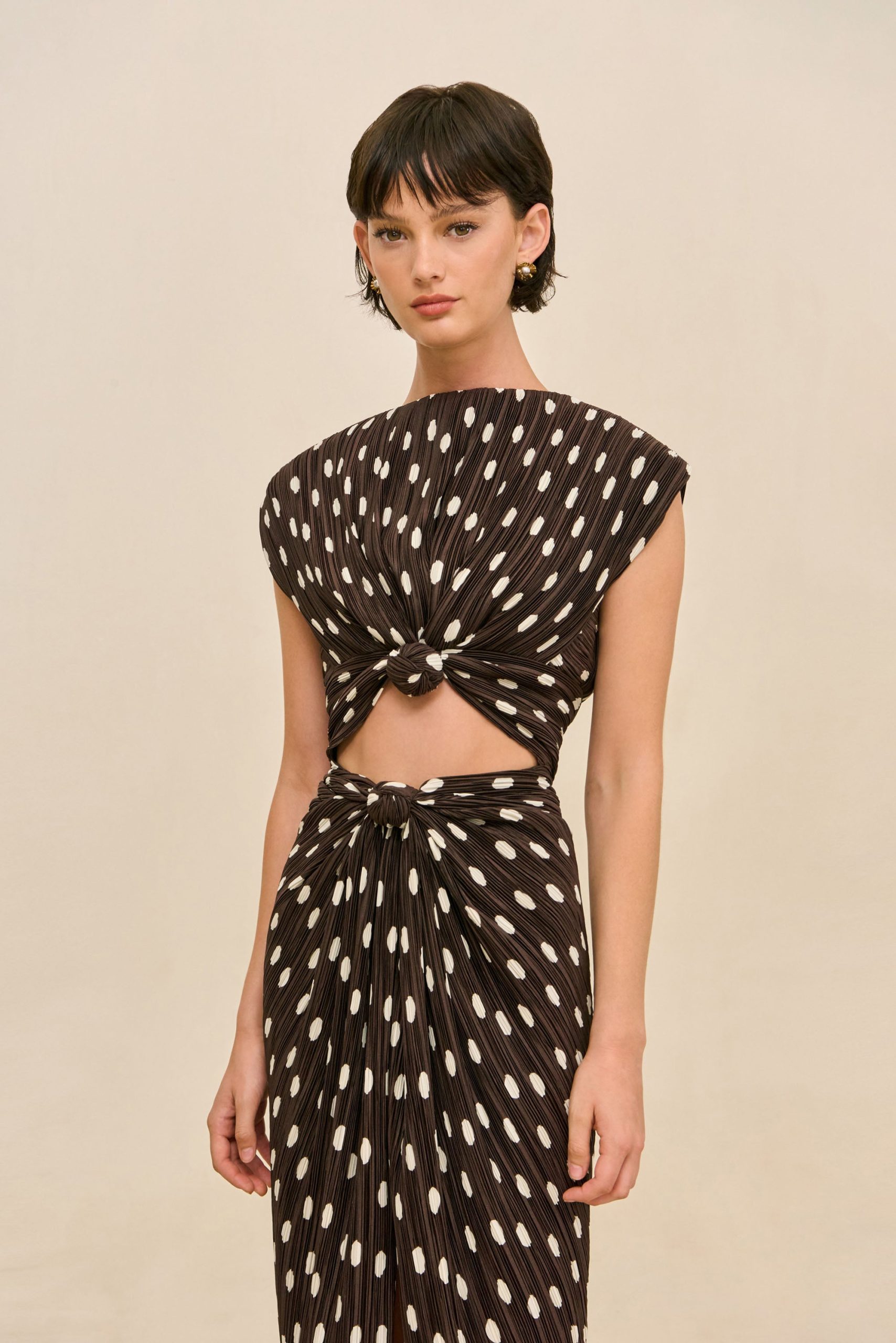 PF26_260519_DR_CG_PF26_ECOM_111_AIRA_DRESS_LUWAK_POLKA_DOT_0011-scaled