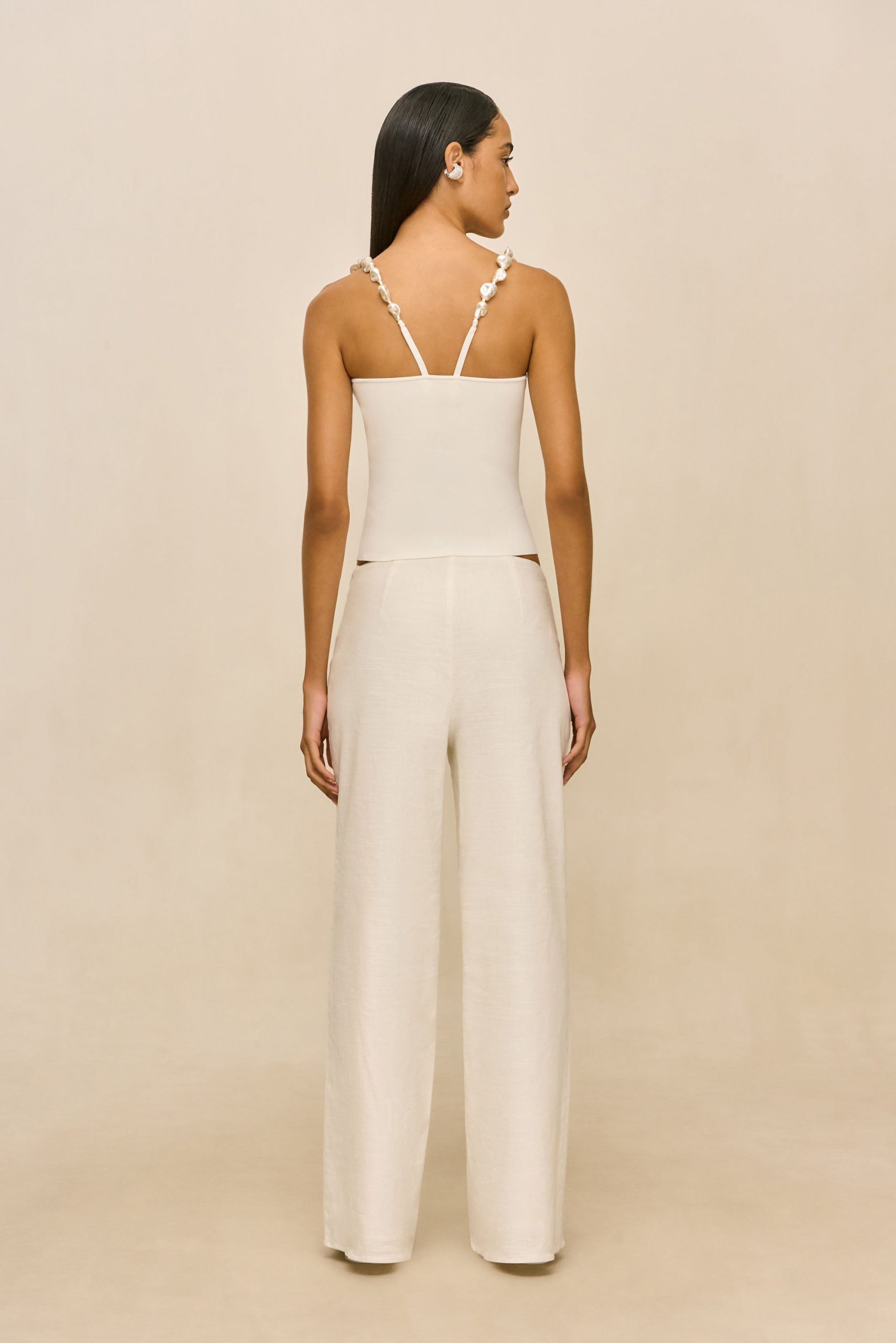 PF26_260519_DR_CG_PF26_ECOM_125_PRAIA_TOP_SARA_PANT_OW_0017_WEBBED-scaled