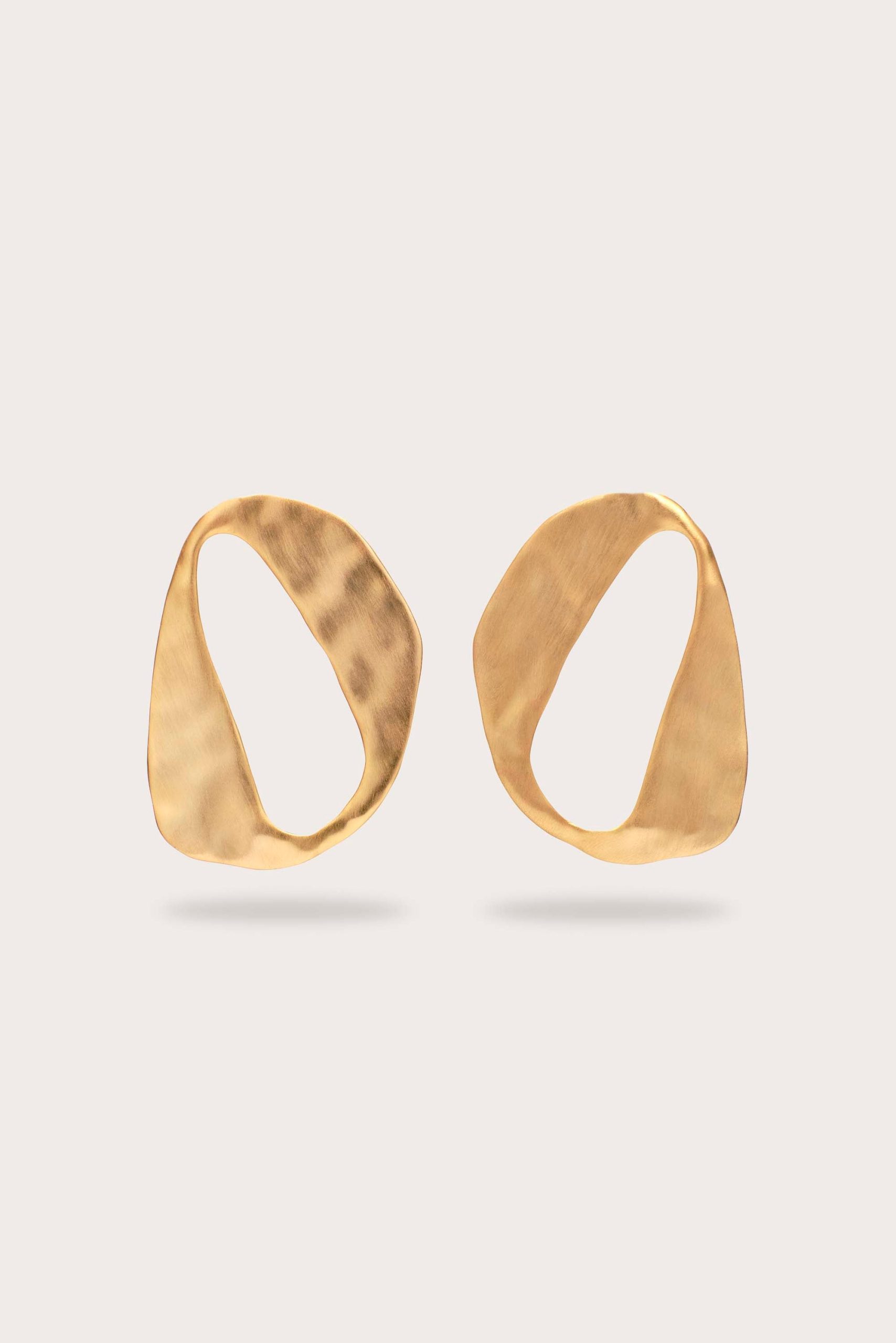 RUE EARRING