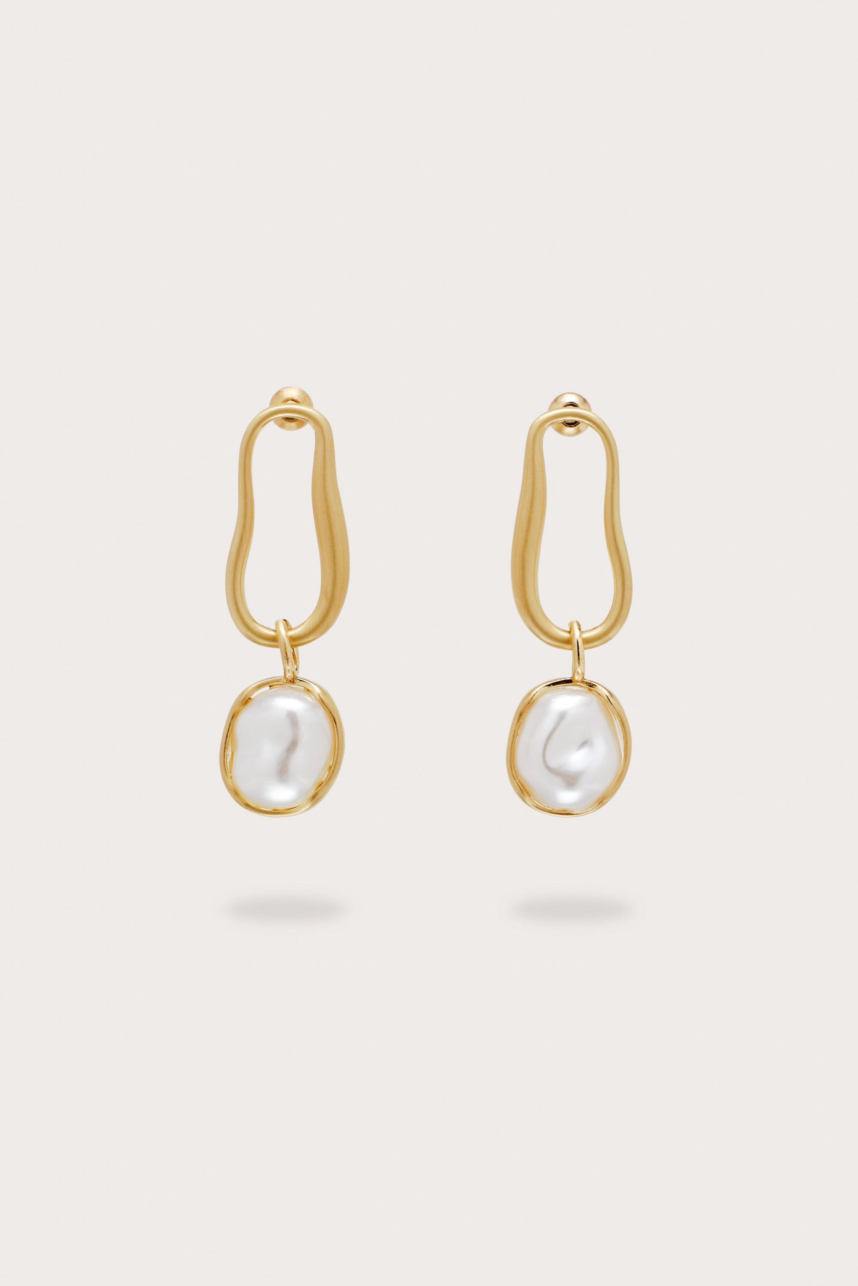 VERA EARRING